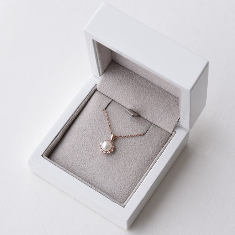 Perlový prívesok 74407