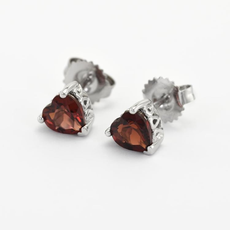 Granátová srdiečka v striebre 5527