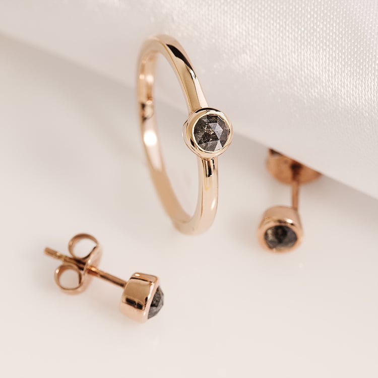 Zlatý prsteň so salt and pepper diamantom Kathleen 122881