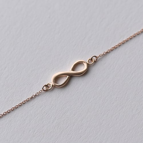 Zlatý fashion náramok s motívom nekonečna Infinity