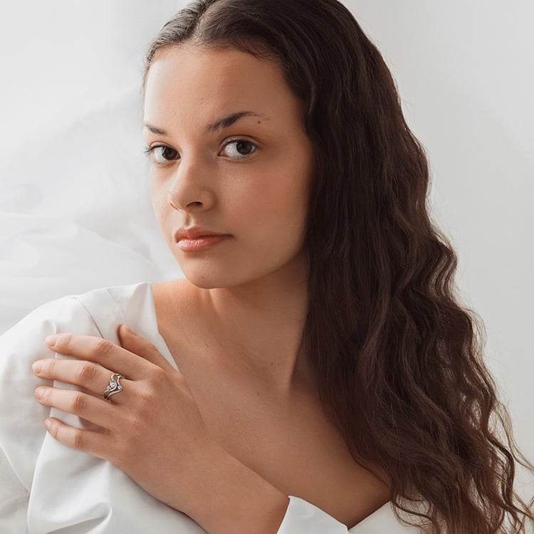 Elegantný zásnubný set prsteňov s lab-grown diamantmi 156014