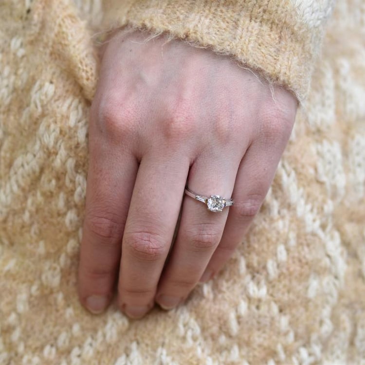  Platinový zásnubný prsteň 28961