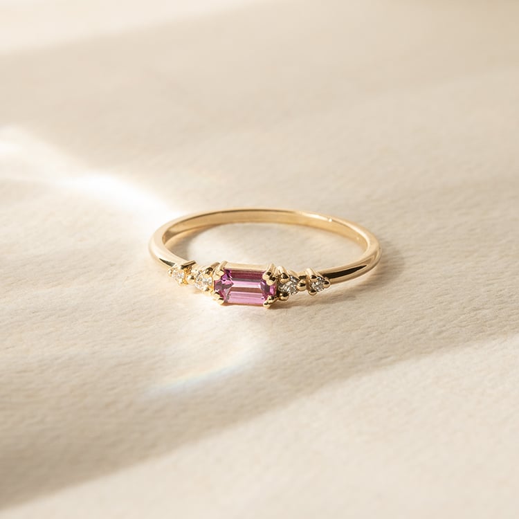 Prsteň s emerald zafírom a diamantmi Taia 138370