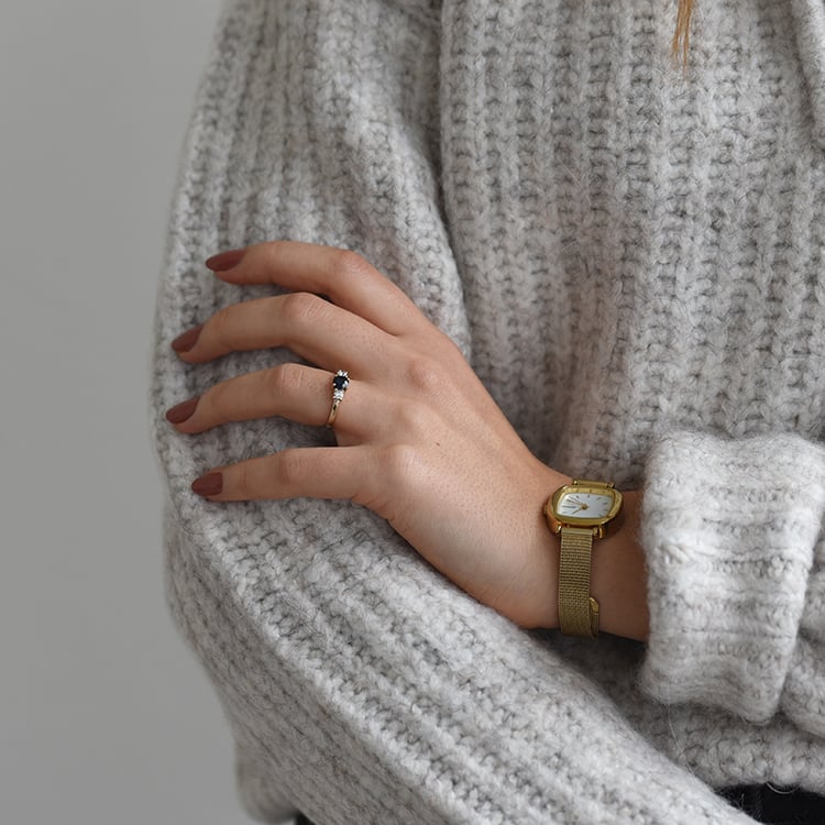 Zlatý zásnubný prsteň s diamantmi 58136