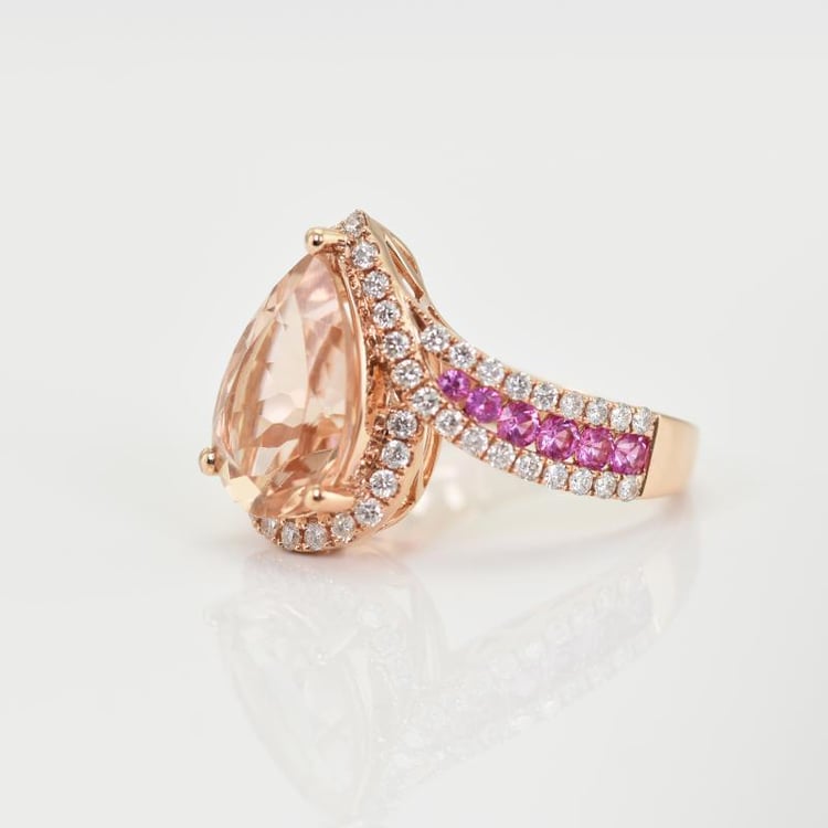 Morganitový zlatý prsteň 14863