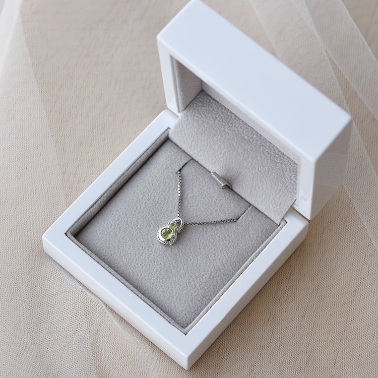 Olivín v náhrdelníka 66768