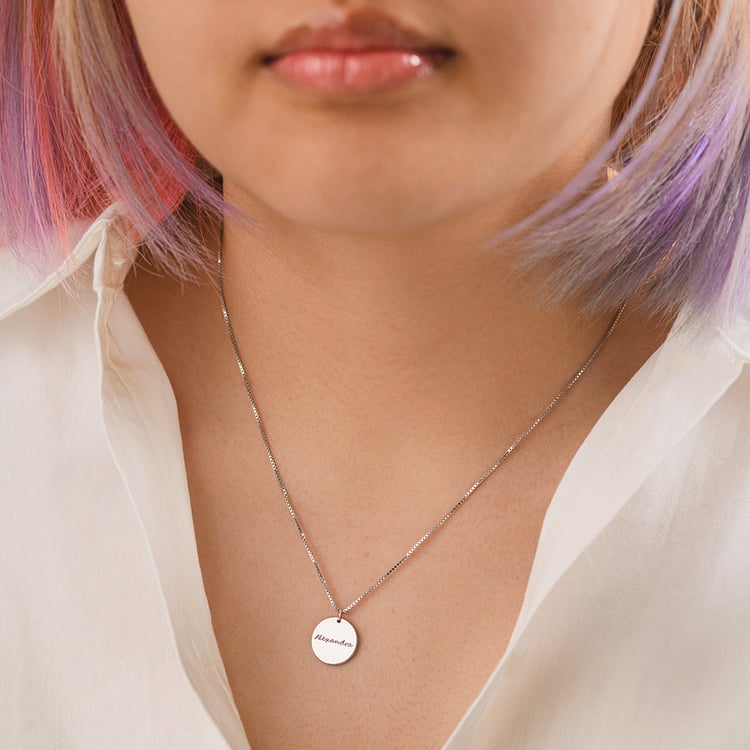 Strieborný prívesok s obojstranným gravírom Jannym 156756