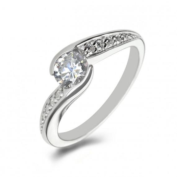 Diamantový prsteň z platiny Anticha