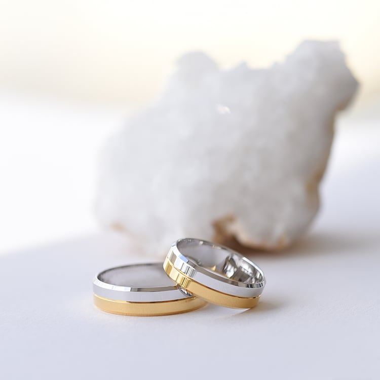 Dvojfarebné ploché svadobné obrúčky 61376