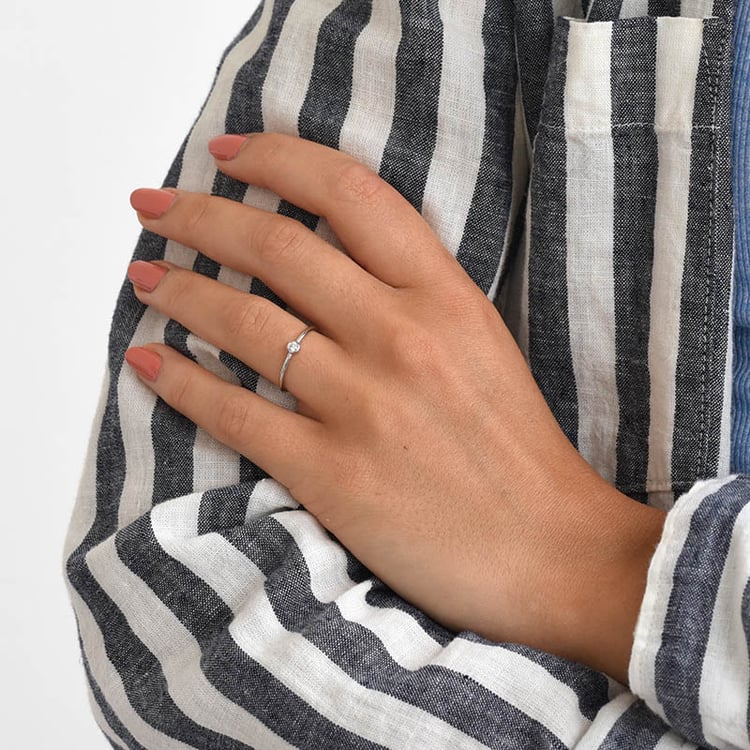 Minimalistická kolekcia šperkov s diamantmi Livy 147206