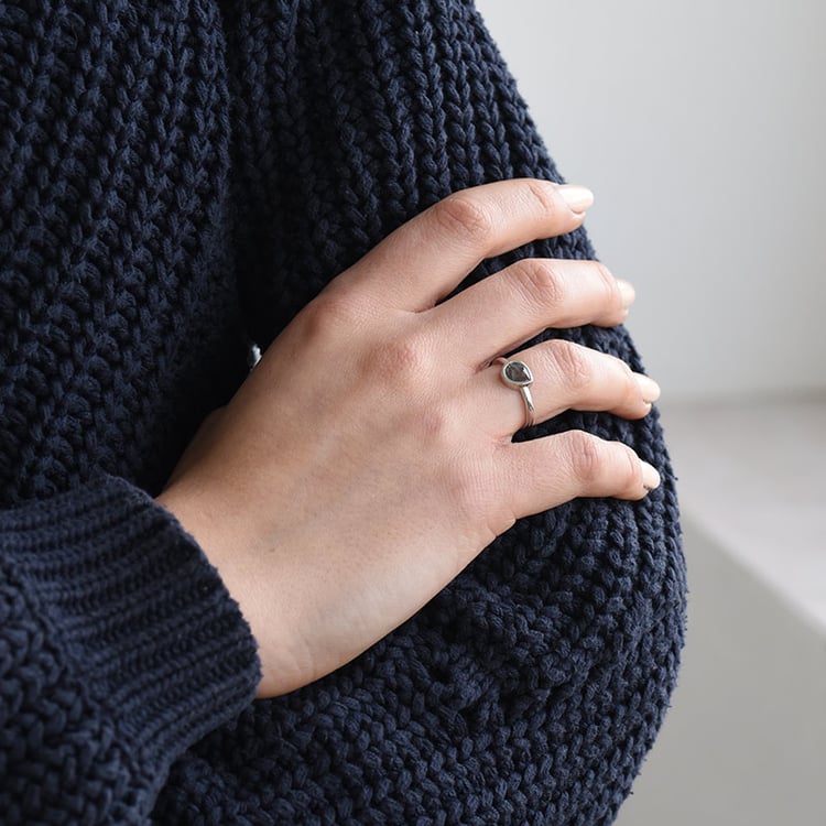 Prsteň se salt and pepper diamantom 75115