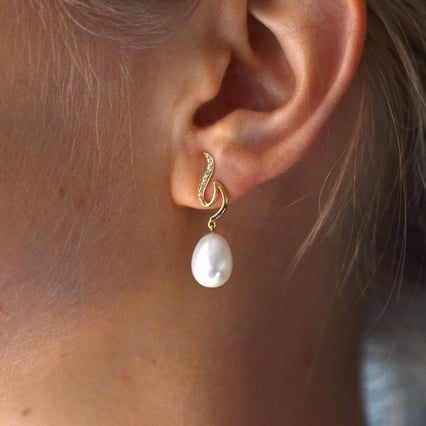 Náušnice s perlami a diamantmi Tahima