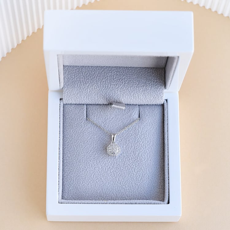 Diamantový náhrdelník 95818