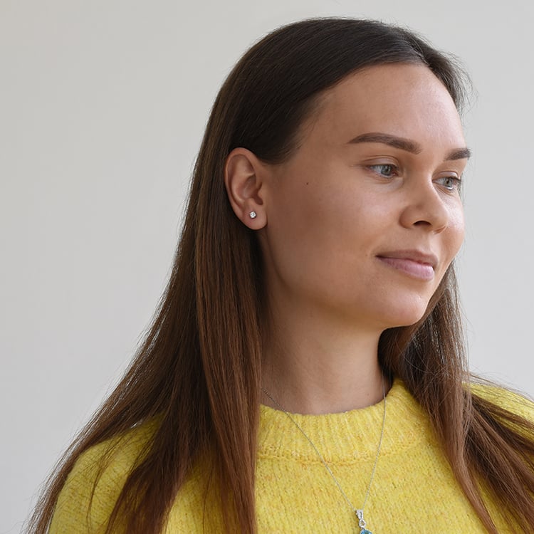 Zlaté diamantové náušnice 61375