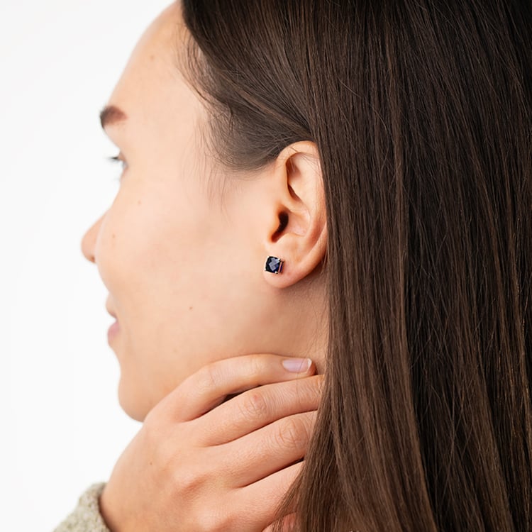 Zlaté náušnice s modrými zafírmi Chelsyna 147460