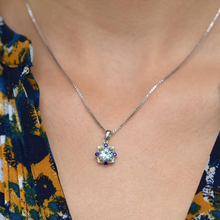 Topásový náhrdelník so zafírmi 20632