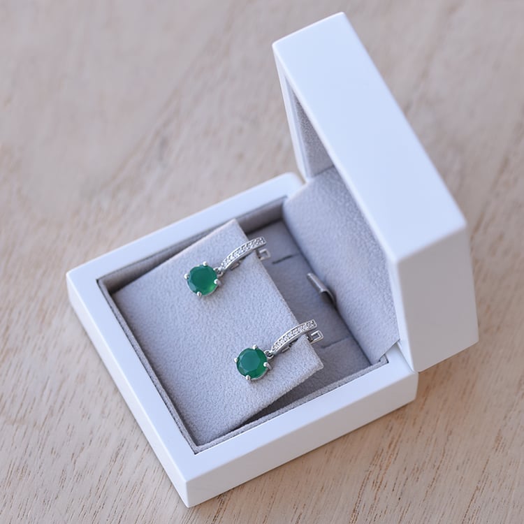 Strieborné náušnice so zelenými Onyx a zirkónmi 60200