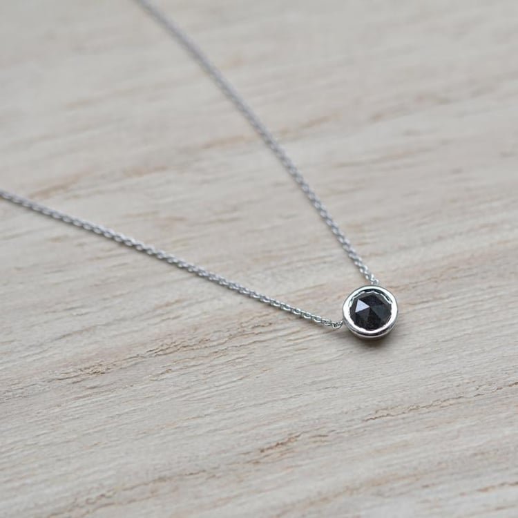 Náhrdelník s diamantom 43471