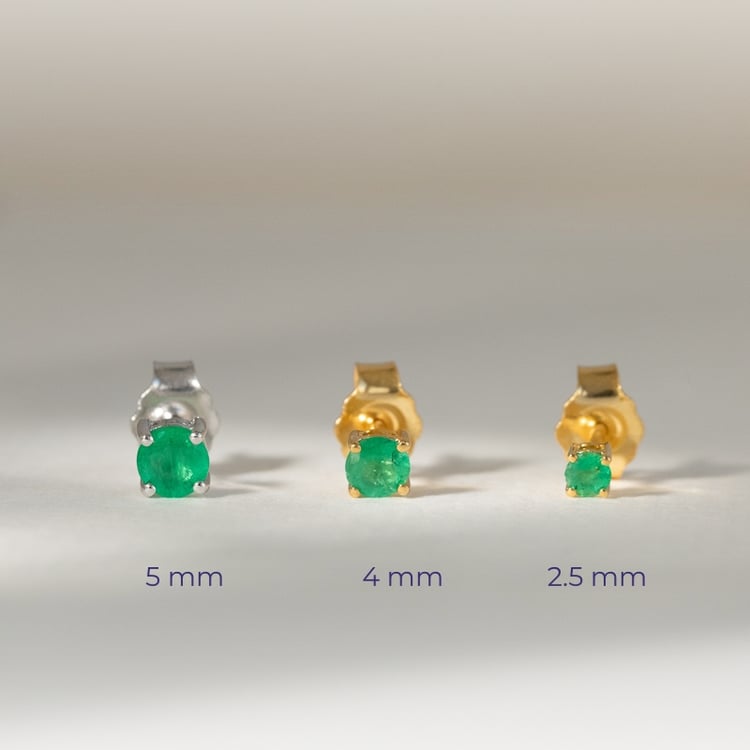 Náušnice so smaragdmi s výberom veľkosti Dalia 120470