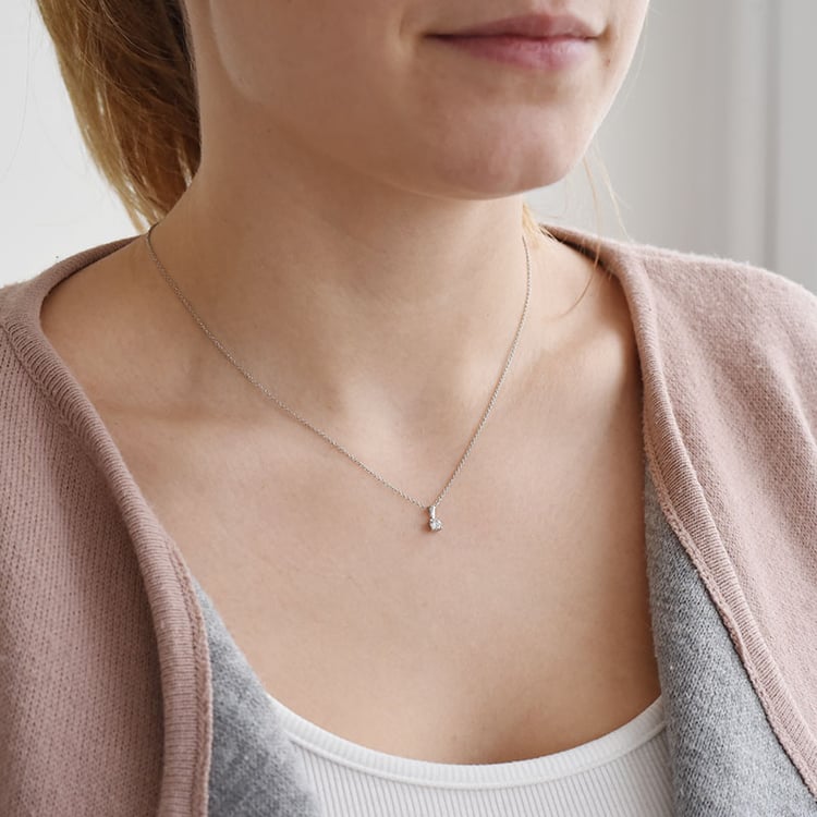 Strieborný prívesok s výberom karátovej váhy lab-grown diamantu Stacey 104306