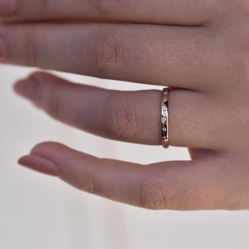 Zlatá eternity obrúčka s diamantmi a pánsky komfortný prsteň Ivili