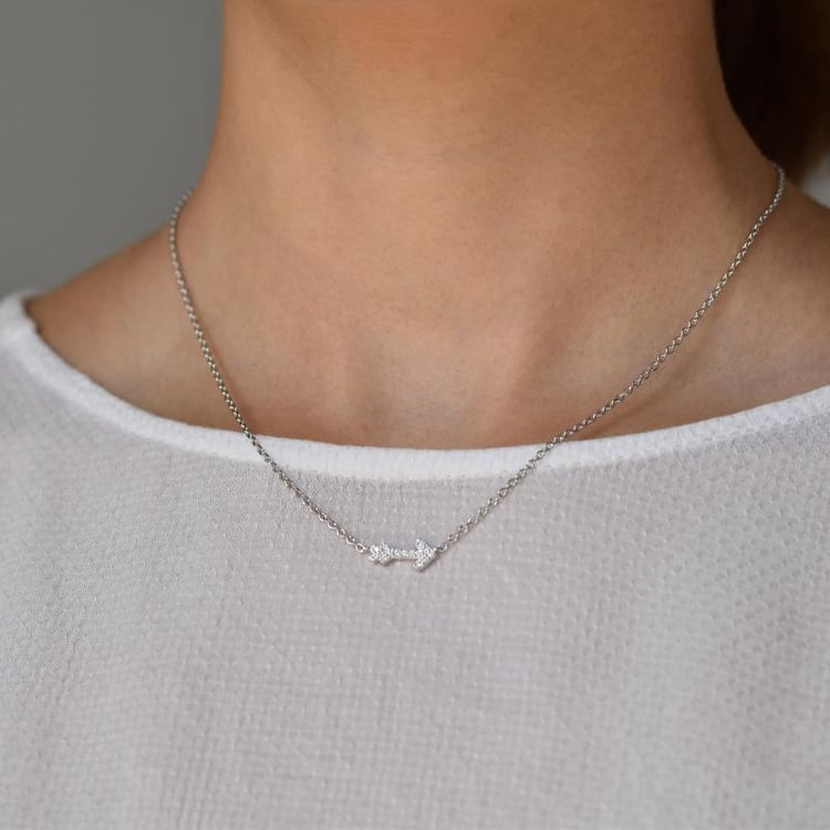 Náhrdelník zo striebra 19384