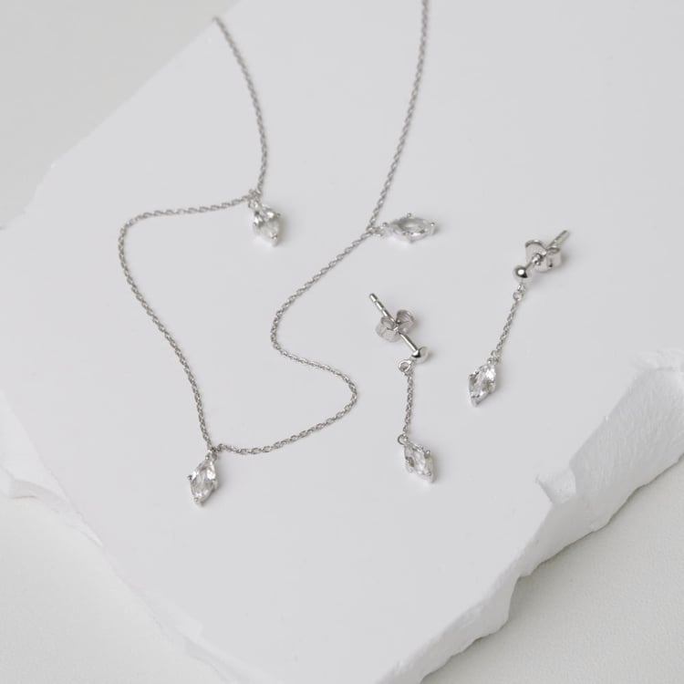 Zlatá kolekcia šperkov s bielymi topásmi 164076