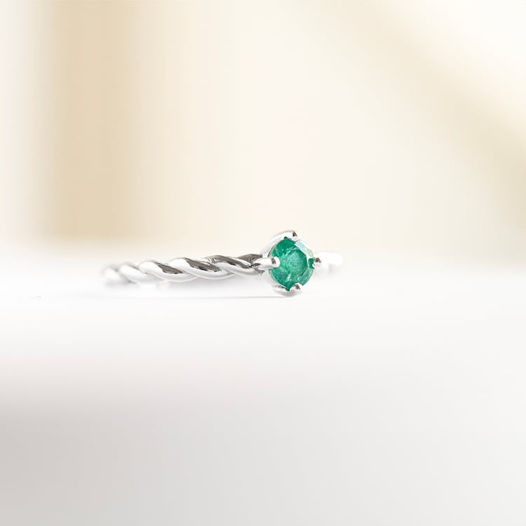 Prepletený prsteň so smaragdom Nelson 145547