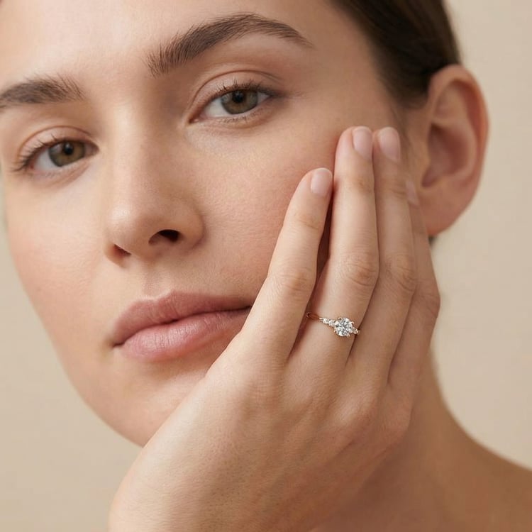 Zásnubný prsteň z orieškového zlata s lab-grown diamantmi 166503