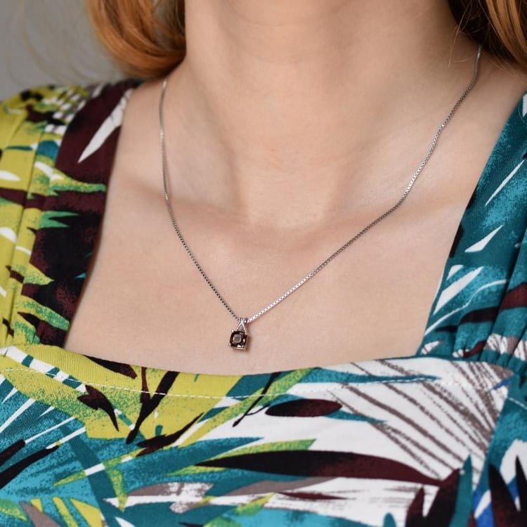 Náhrdelník s cushion quartzom 20627