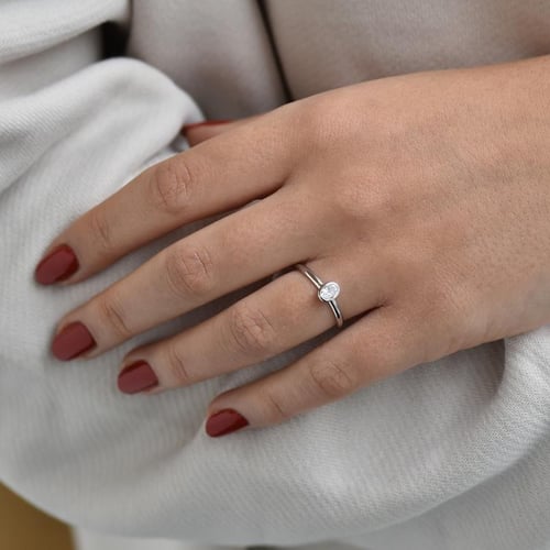 Zlatý zásnubný set prsteňov s oválnym diamantom Bemina