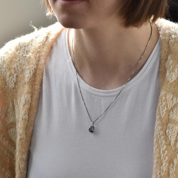 Londýnsky topás v pracke zo zlata 28968