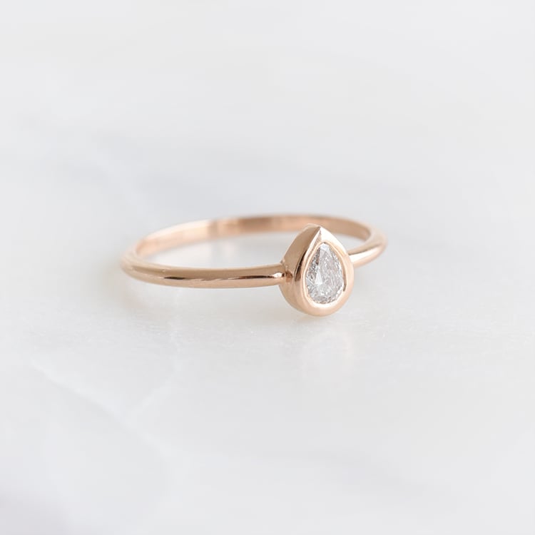 Zlatý prsteň 100344