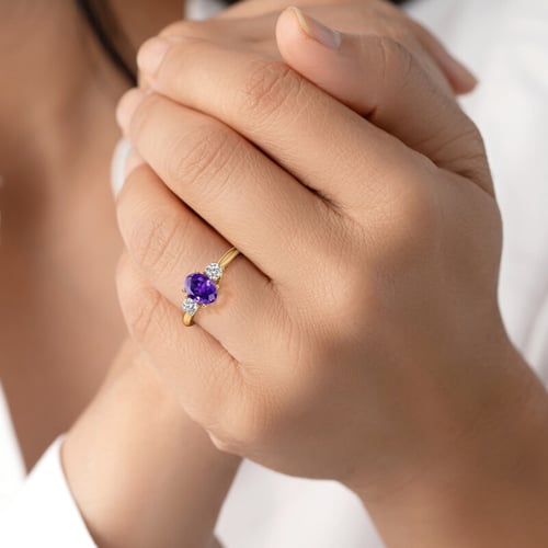 Zásnubný prsteň s ametystom a lab-grown diamantmi Brink