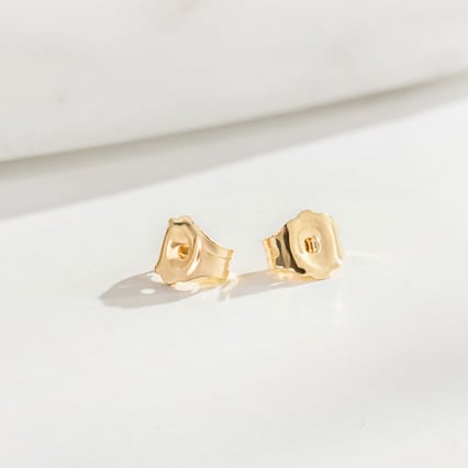 Náušnicové puzety zo 18-karátového žltého zlata Lora