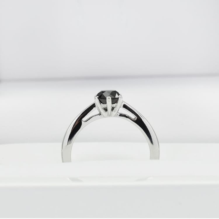 Zlatý diamantový prsteň 12226