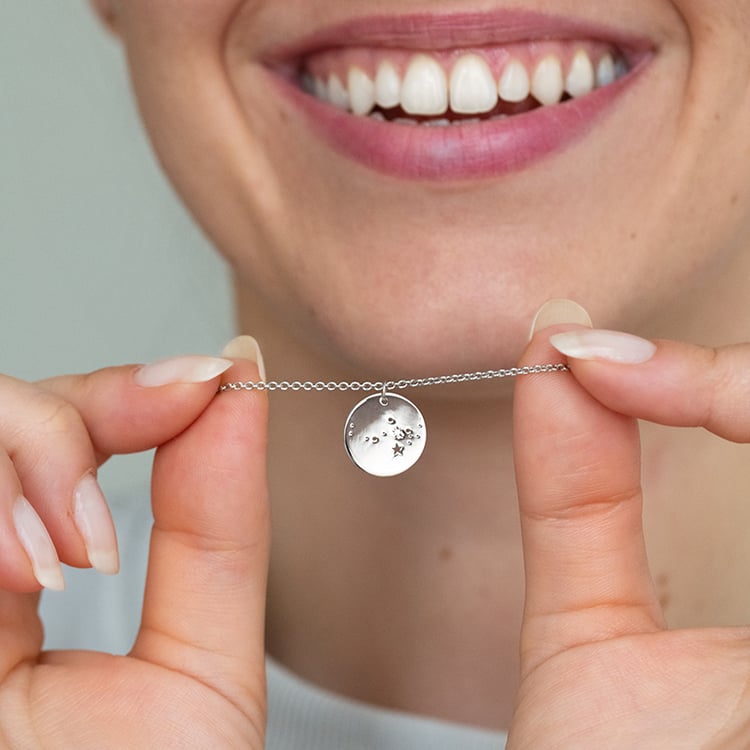 Strieborný prívesok so súhvezdím a diamantom Meri 144862