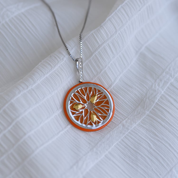 Strieborný náhrdelník 63985