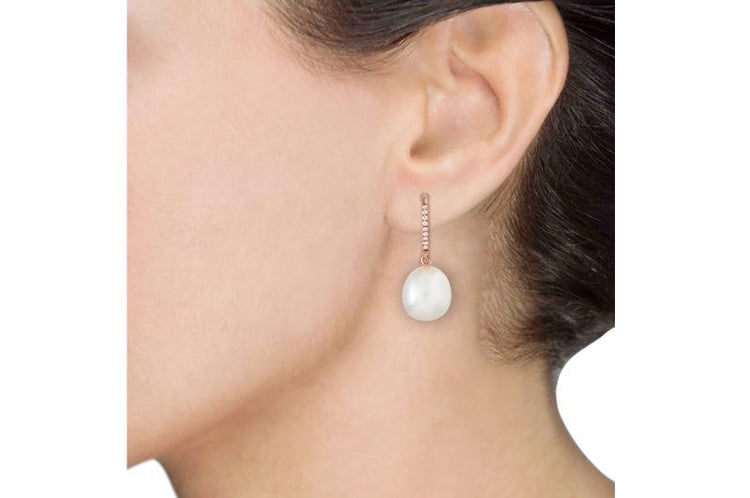 Zlaté náušnice s perlou 2329