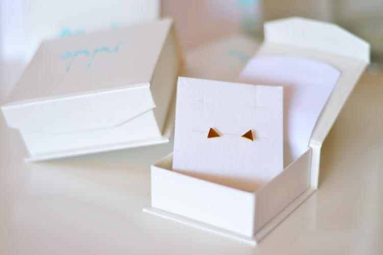 Strieborné náušnice 9891