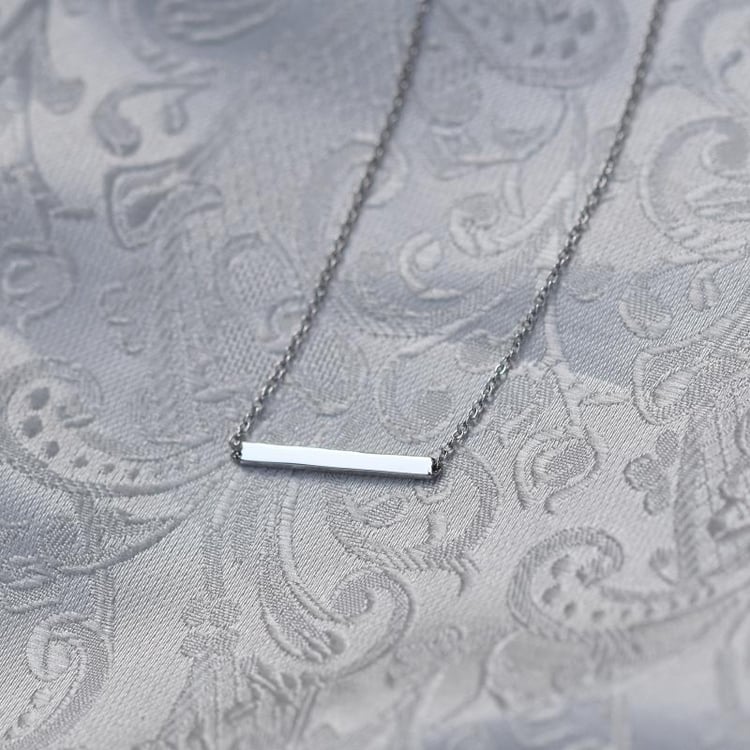 Jemný strieborný náhrdelník Barr 103775