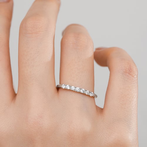 Zlatá romantická eternity obrúčka s diamantmi Latasha