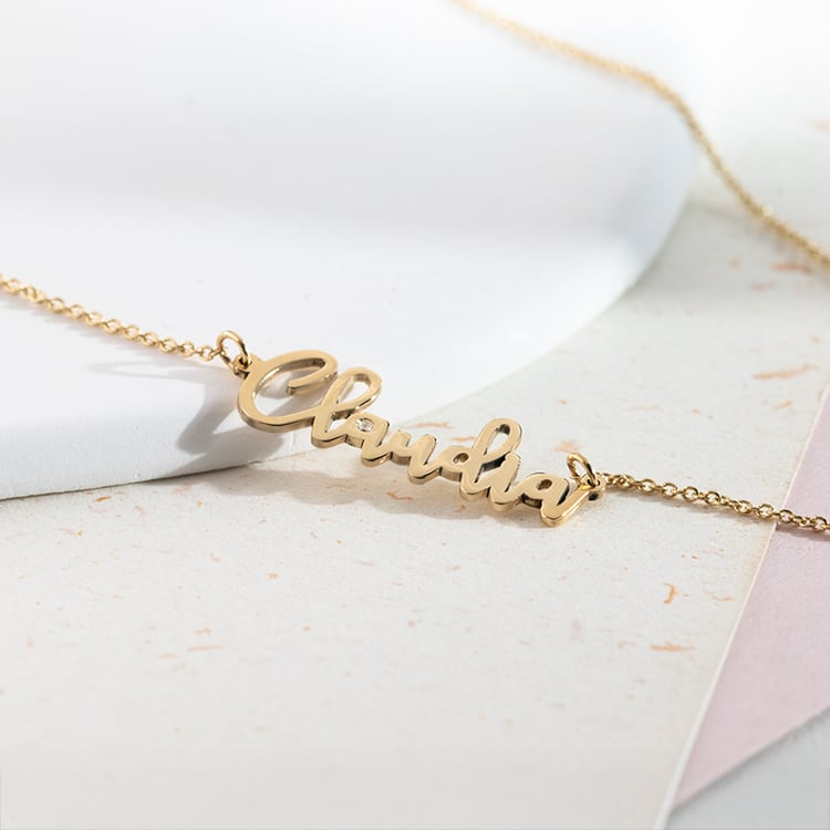 Zlatý náhrdelník s menom a diamantom Sascha 152384