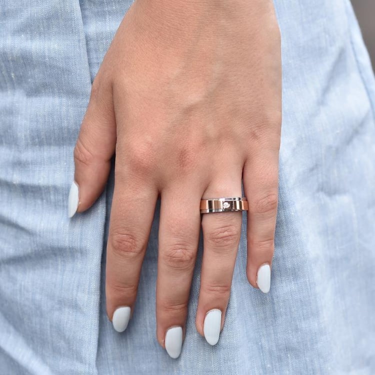 Svadobné obrúčky z viacfarebného zlata s diamantom 33379