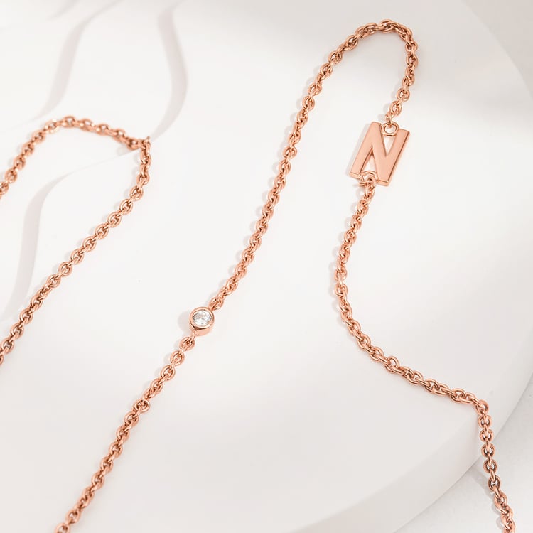 Strieborný náhrdelník s písmenom vašej voľby a lab-grown diamantom Lupe 156748