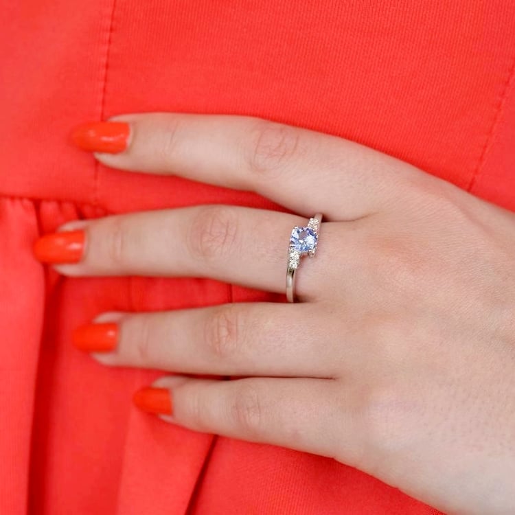 Zlatý prsteň s tanzanitom 107072