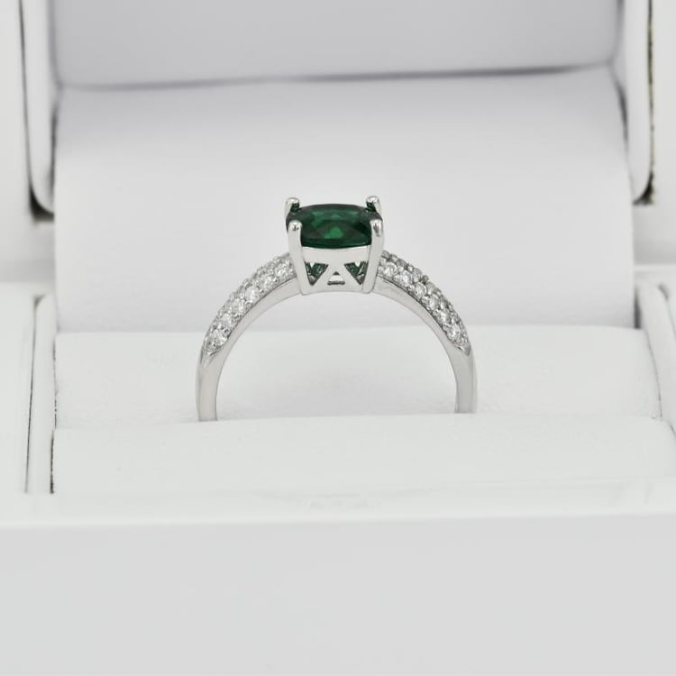 Strieborný prsteň 16576