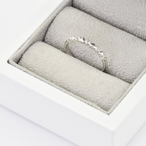 Prsteň s lab-grown diamantmi a srdiečkami a komfortný prsteň Dario