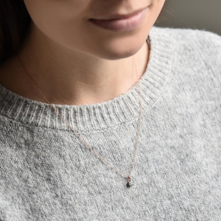 Elegantný prívesok s lab-grown diamantmi Chrisstel 102520