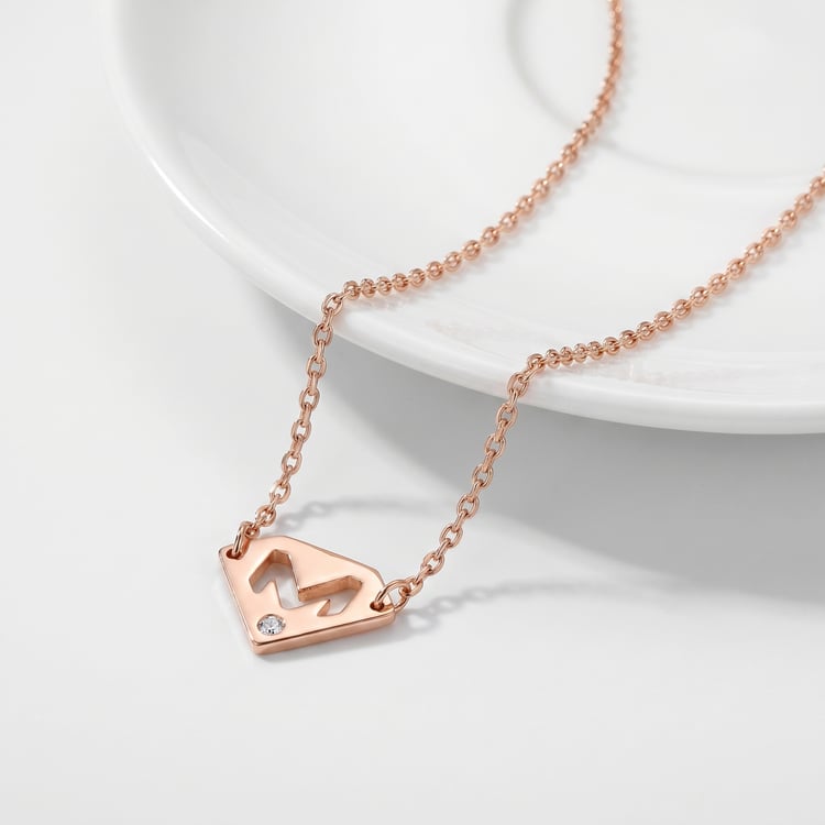 Strieborný náhrdelník s písmenom M a diamantom Lary 168325